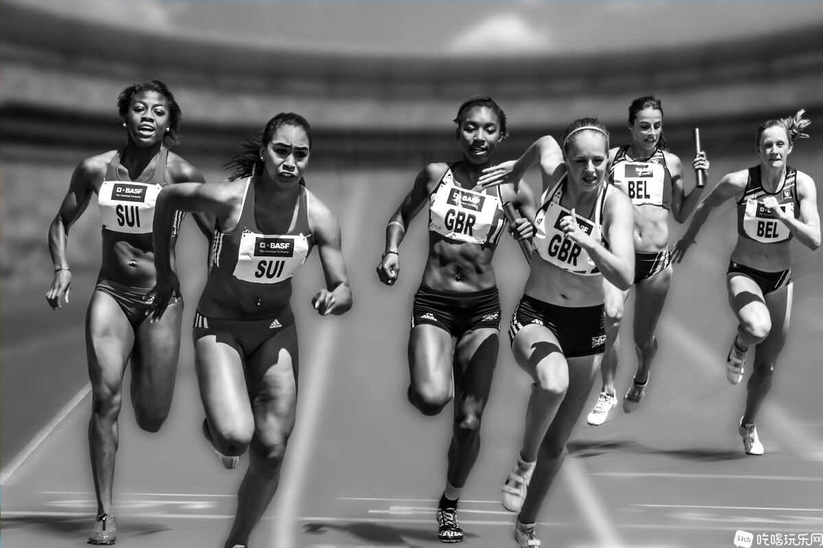 athletes-athletics-black-and-white-33703.jpg