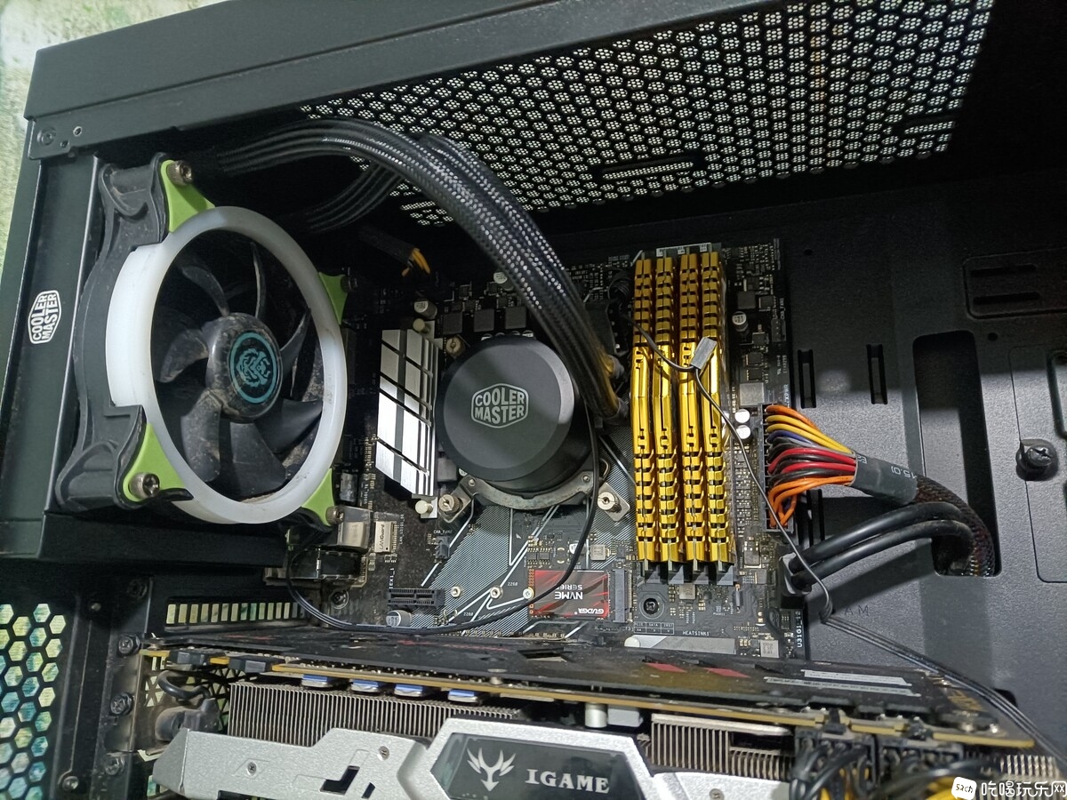 gtx1080tii78700k遊戲電腦主機